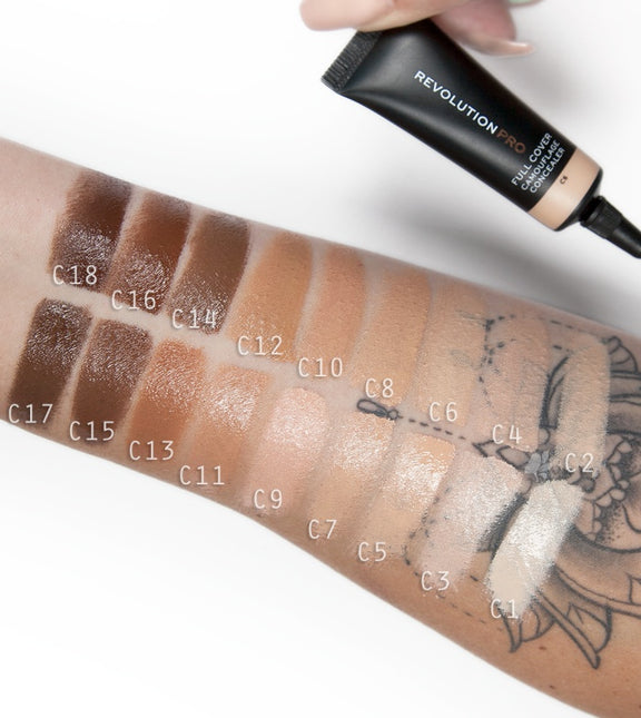 REVOLUTION PRO Corrector Camouflage concealer